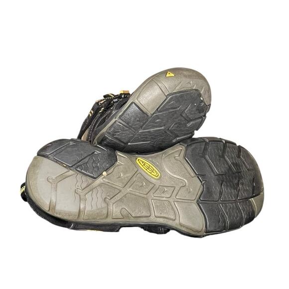 Keen Women Shoe Clearwater CNX Size 7.5M Black Sandal Sport - Picture 5 of 6